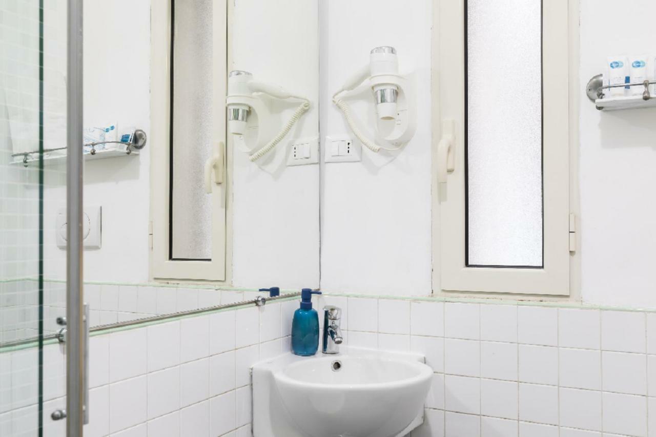 Smart Lodgings Plus Roma Ngoại thất bức ảnh